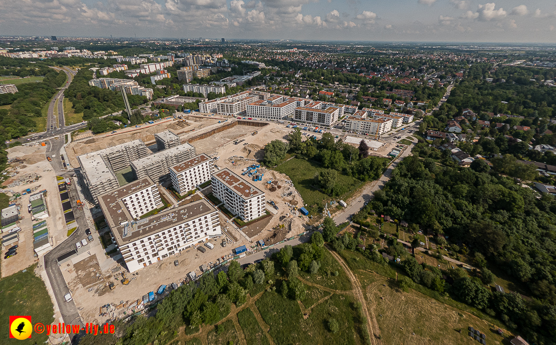 07.06.2023 - Aktuelle Luftbilder aus dem Alexisquartier und Pandion Verde in Neuperlach in München